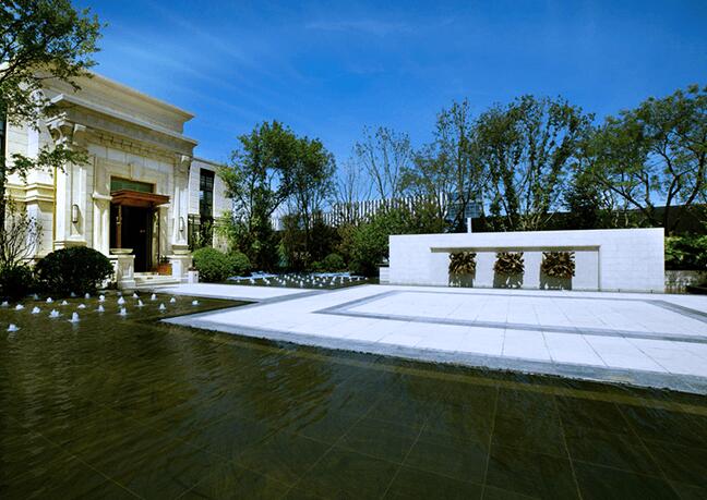 蘇州景觀設(shè)計(jì)公司做假山設(shè)計(jì)的要點(diǎn)有哪些